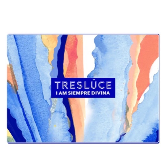 Treslúce Beauty I am Siempre Divina Set Eyeshadow Palette and Lashes - Picture 4 of 5